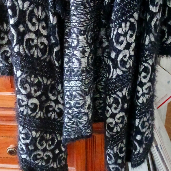 DesignHistory Aztec Cardigan, XL - Picture 3 of 6